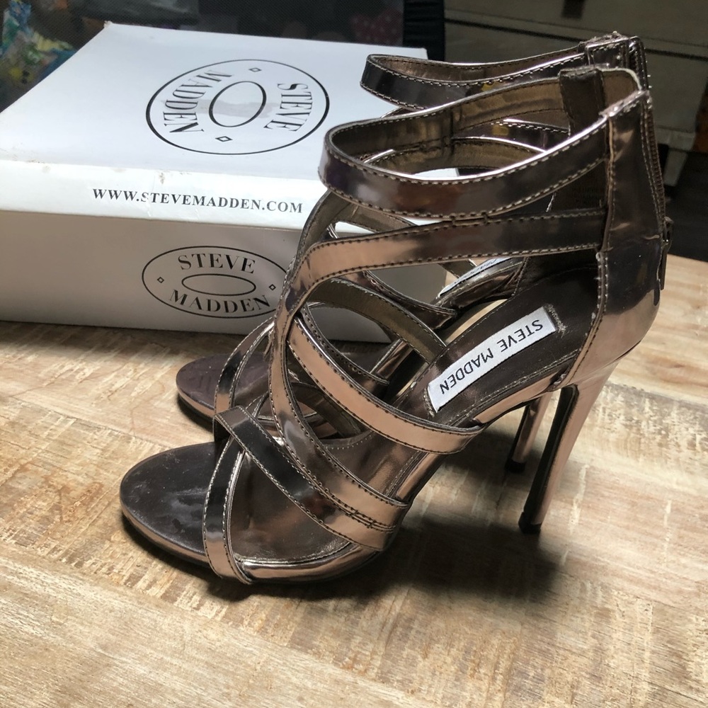 Strappy Steve Madden Heels size 7